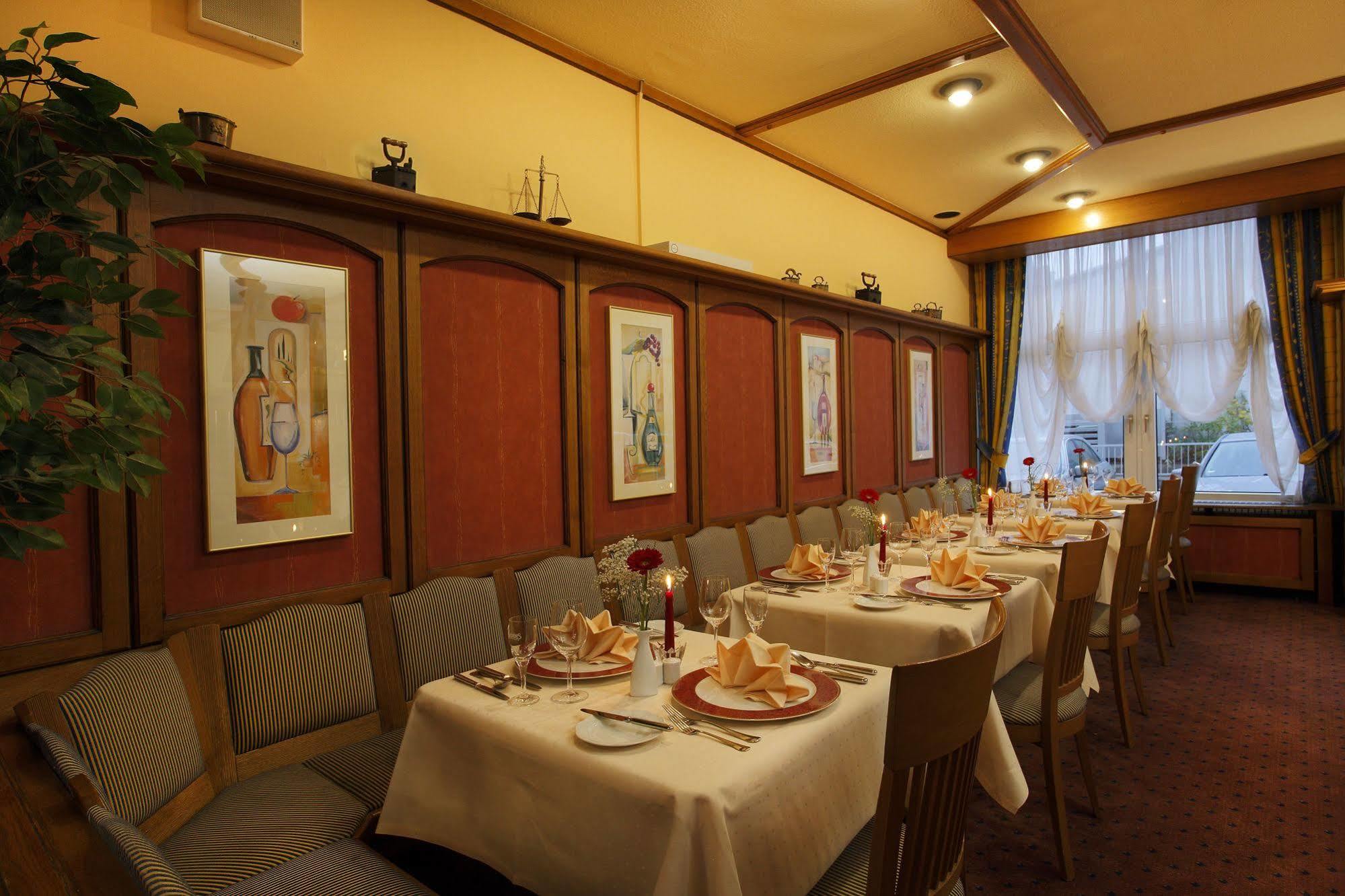 H+ Hotel Siegen Extérieur photo