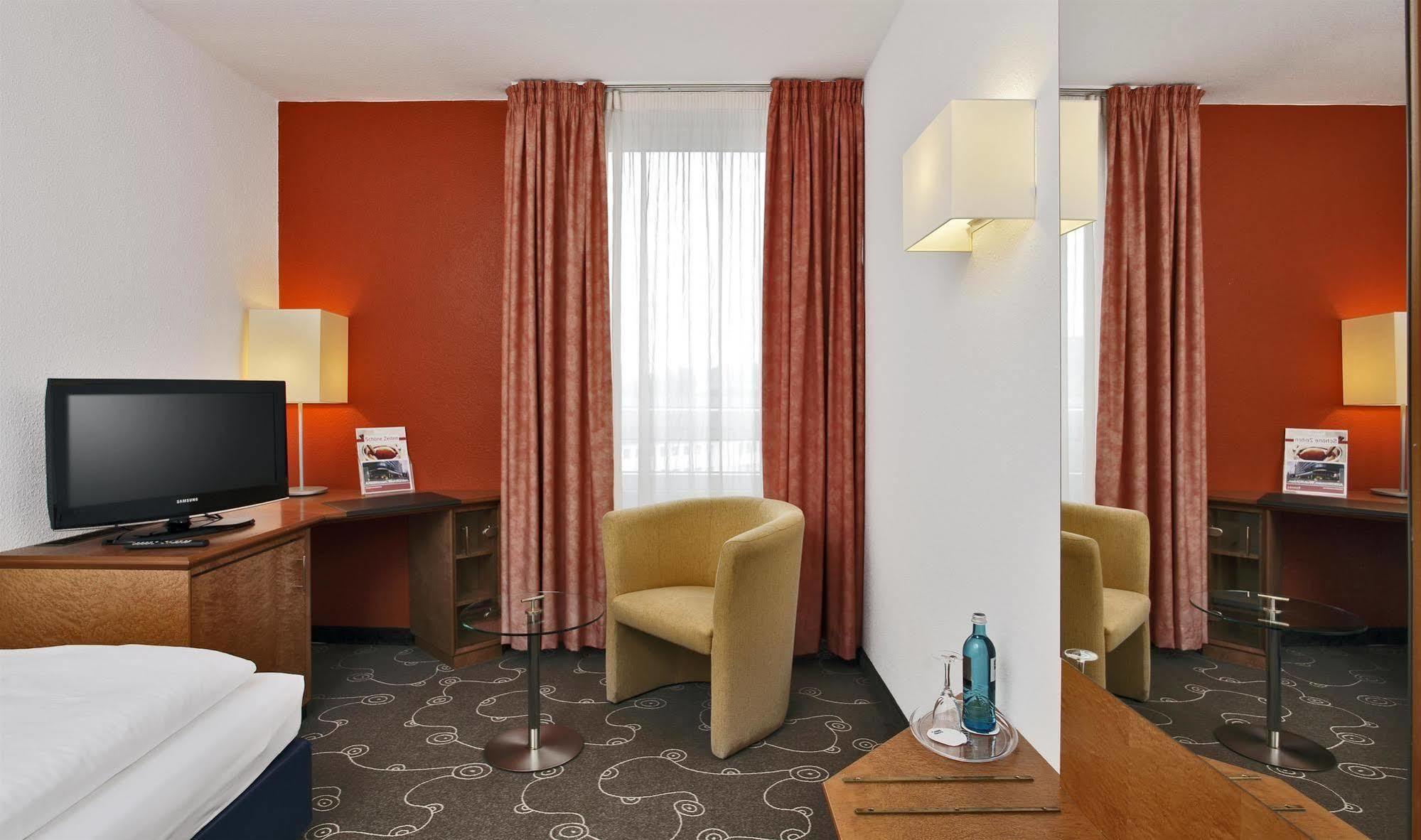 H+ Hotel Siegen Extérieur photo