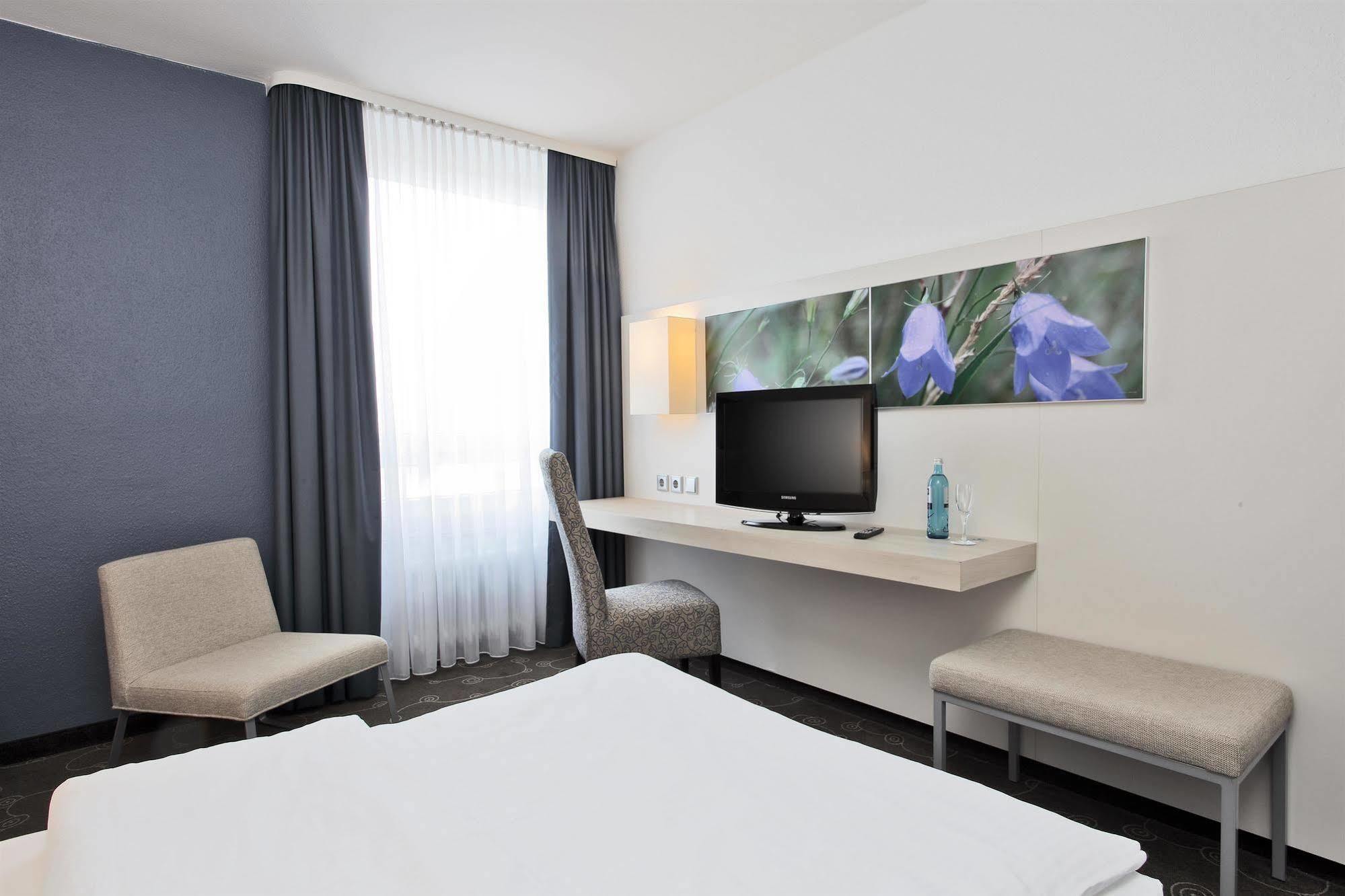 H+ Hotel Siegen Extérieur photo
